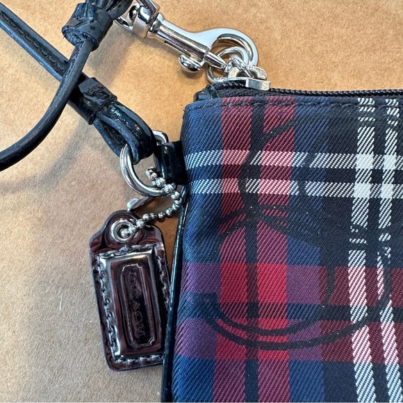 Coach Poppy red/black/navy wristlet tartan plaid wallet sparkle - Picture 7 of 8